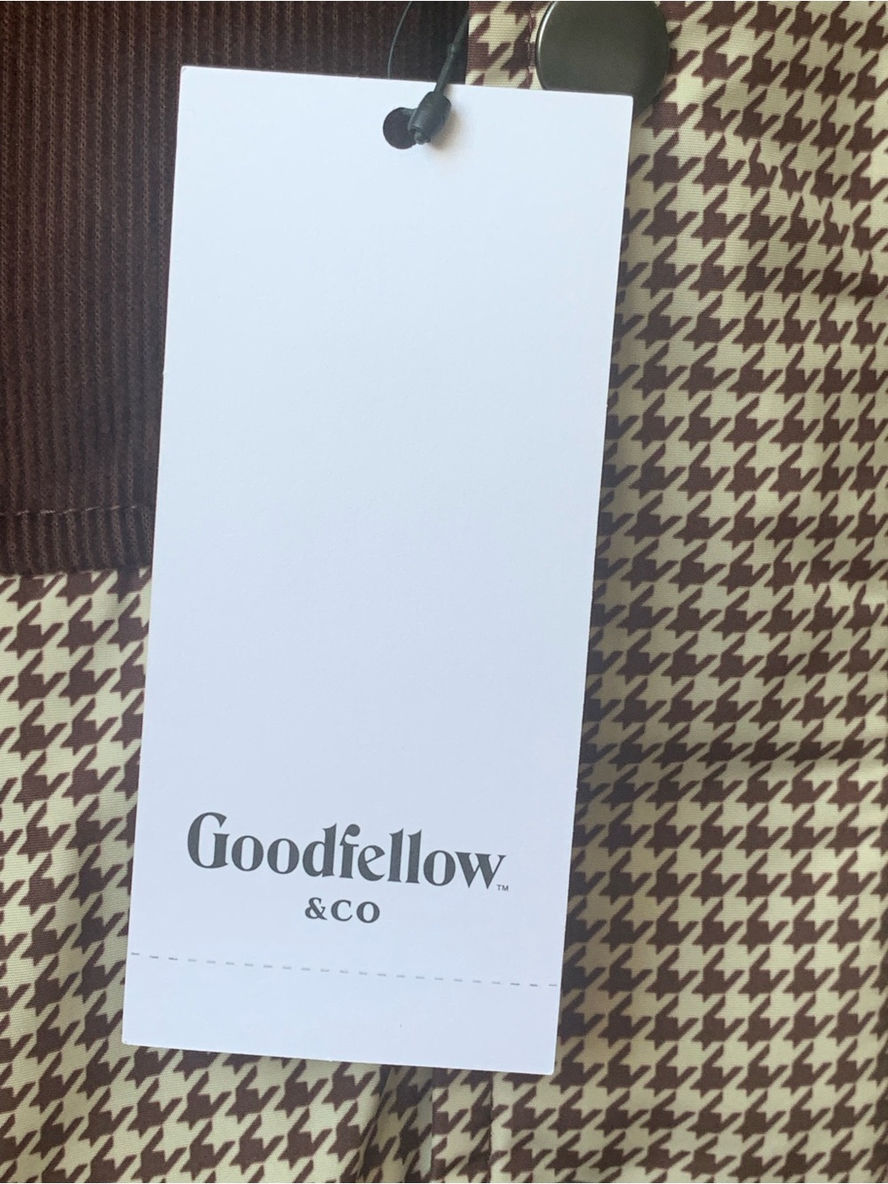 GOODFELLOW & CO Men’s Brown Cream Houndstooth Full Zipper Front Puffer Vest - Picture 4 of 8